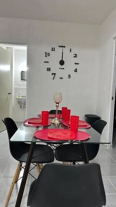 Aloha Cancun Apartment